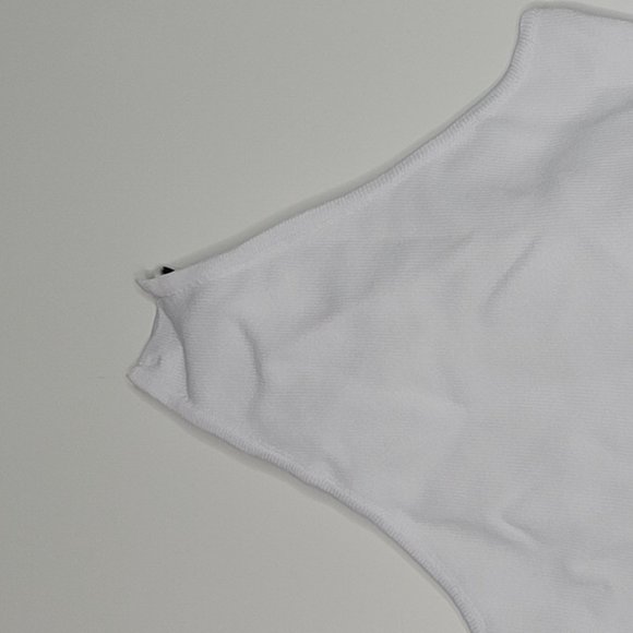 NWT Revolve superdown Ashton V Neck SZ XS - Picture 5 of 5